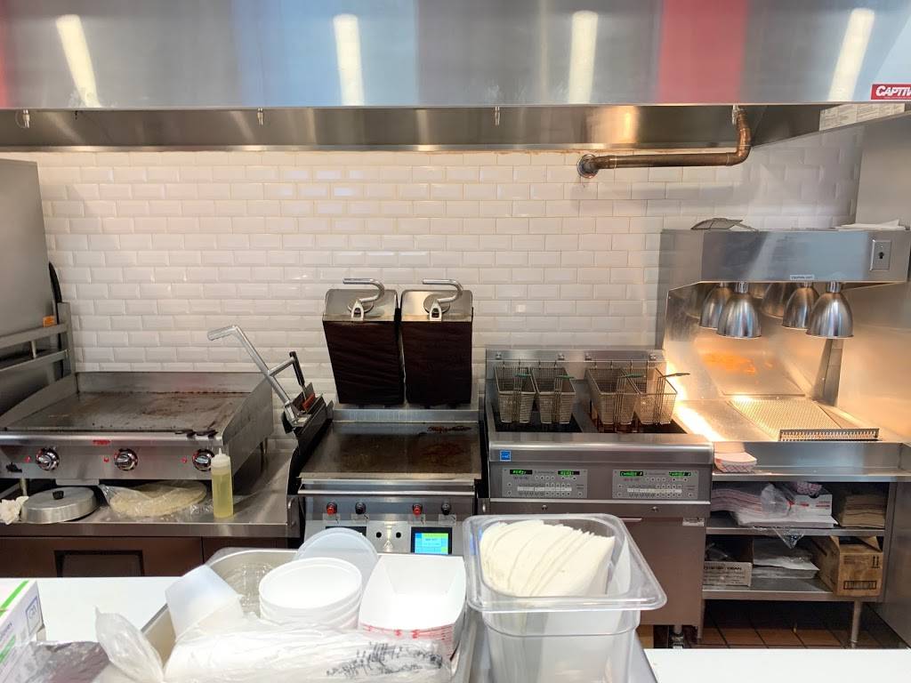 Pinks Hot Dogs | restaurant | 1065 Brea Mall, Brea, CA 92821, USA | 7143909352 OR +1 714-390-9352