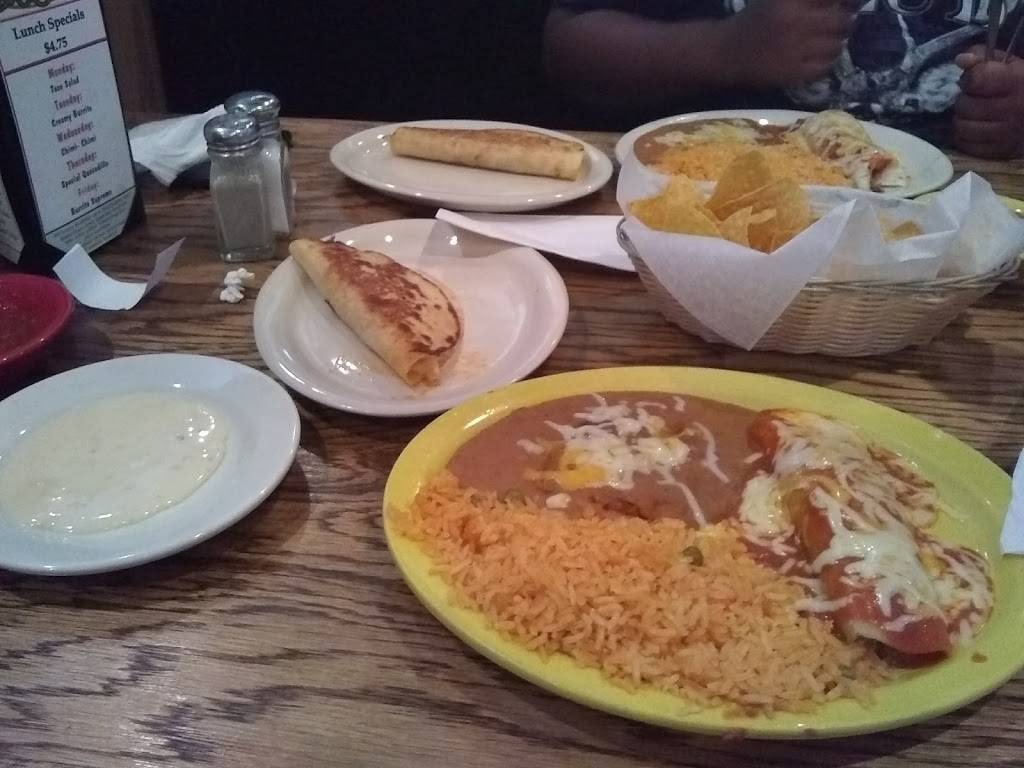 Santanas Restaurant & Grill | restaurant | 102 Tower Dr, Danville, VA 24540, USA | 4347912200 OR +1 434-791-2200