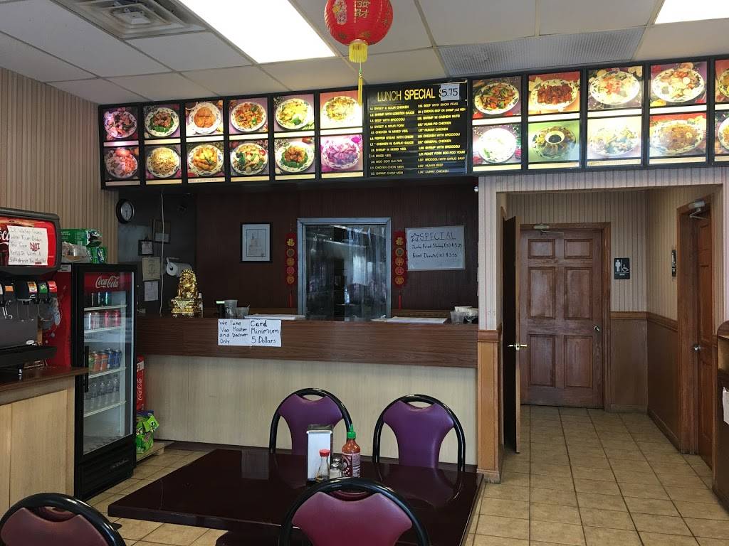 Double Dragon | restaurant | 4622 Hendrik Dr, Louisville, KY 40299, USA | 5024939939 OR +1 502-493-9939