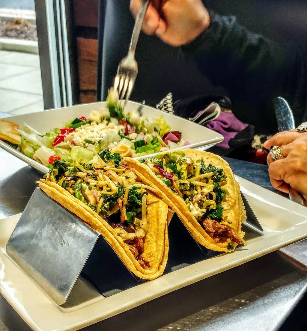 The Hoppy Gnome | restaurant | 203 E Berry St, Fort Wayne, IN 46802, USA | 2604220070 OR +1 260-422-0070