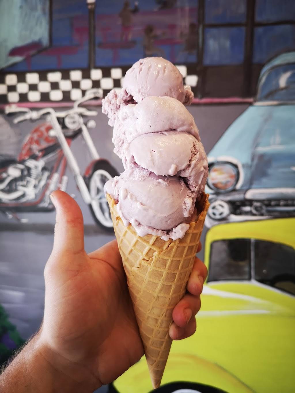 Petes Big Bite Burgers | restaurant | 817 Dundas St W, Whitby, ON L1N 2N5, Canada | 9056688566 OR +1 905-668-8566