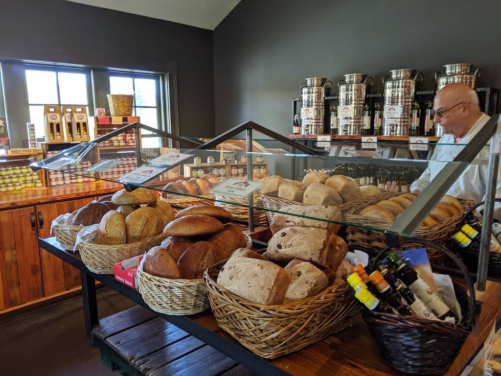 When Pigs Fly Restaurant & Pizzeria | bakery | 460 US-1, Kittery, ME 03904, USA | 2074387036 OR +1 207-438-7036