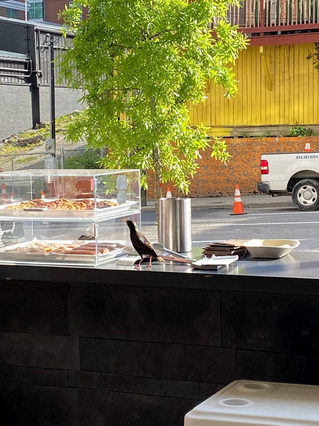 Curbside Grill by 4th & Peabody | restaurant | 413 4th Ave S, Nashville, TN 37201, USA | 7736764748 OR +1 773-676-4748