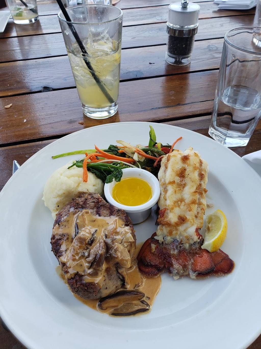 Jakes On The Lake | restaurant | 780 N Lake Blvd, Tahoe City, CA 96145, USA | 5305830188 OR +1 530-583-0188