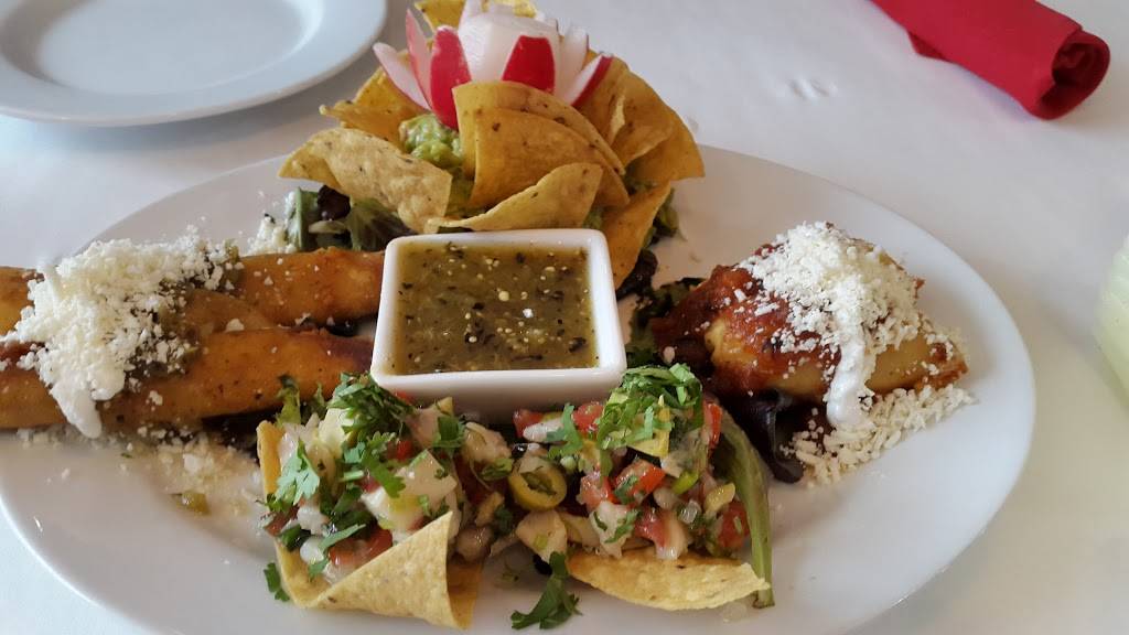 Sol de Mexico | restaurant | 3018 N Cicero Ave, Chicago, IL 60641, USA | 7732824119 OR +1 773-282-4119