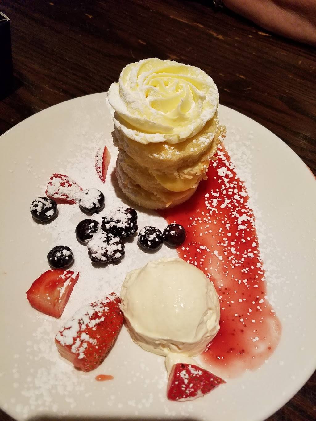 Johnnys Tavern | restaurant | 30 Boltwood Walk, Amherst, MA 01002, USA | 4132303818 OR +1 413-230-3818