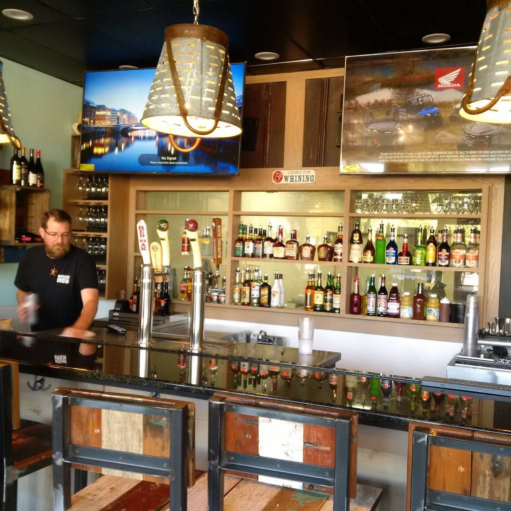 The Other Side Of The Moon | restaurant | 1477 River Ridge Dr, Clemmons, NC 27012, USA | 3367128200 OR +1 336-712-8200