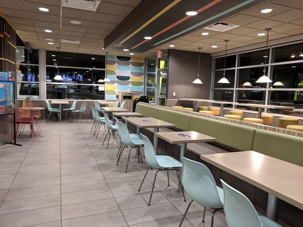 McDonalds | cafe | 4200 South St, Lafayette, IN 47905, USA | 7654481222 OR +1 765-448-1222