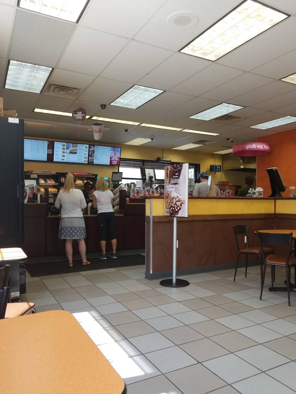 Dunkin Donuts | cafe | 2580 NY-302, Middletown, NY 10941, USA | 8453615753 OR +1 845-361-5753