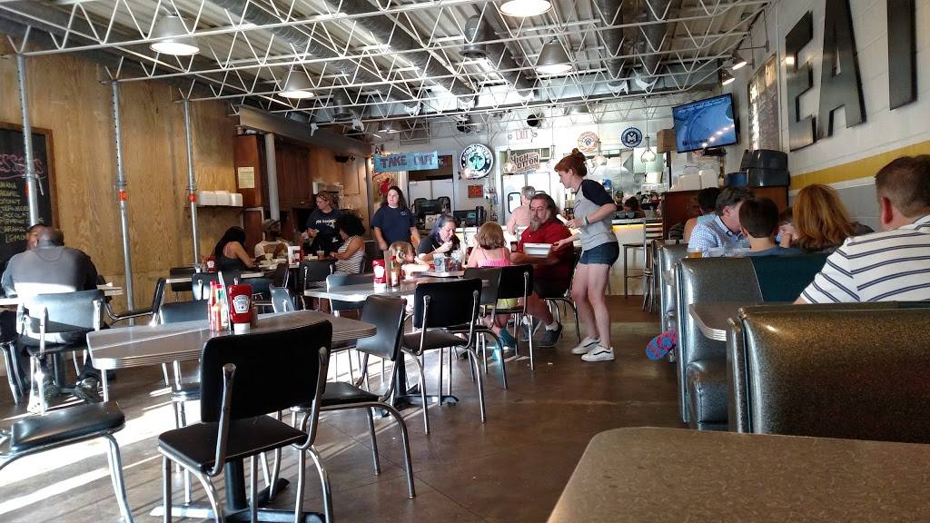 Soul Fish Cafe | restaurant | 862 Cooper St, Memphis, TN 38104, USA | 9017250722 OR +1 901-725-0722