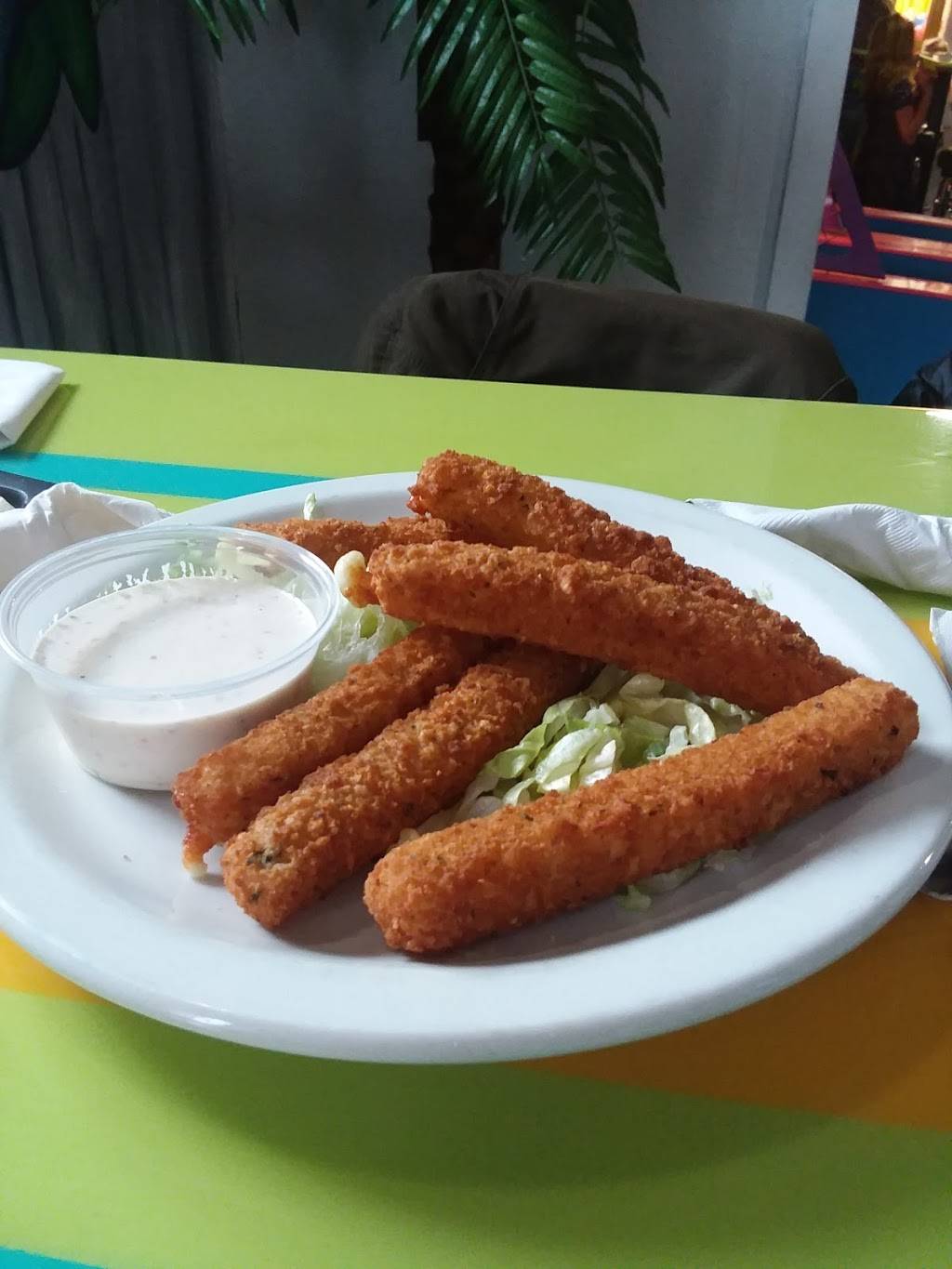 Rum Runners | restaurant | E Apple Ave, Ravenna, MI 49451, USA | 2318532223 OR +1 231-853-2223