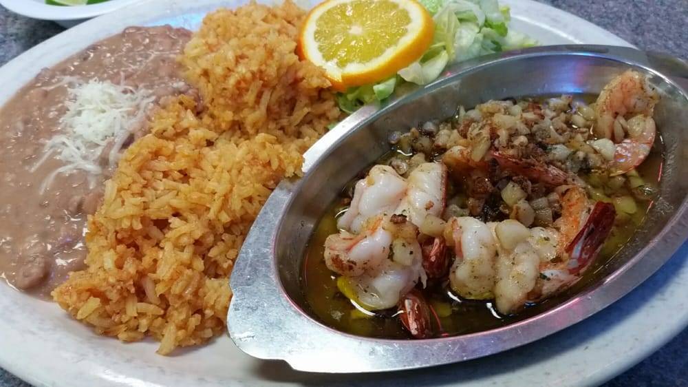 Mariscolandia Seafood Restaurant | restaurant | 115 N McKinley St #101, Corona, CA 92879, USA | 9515208762 OR +1 951-520-8762