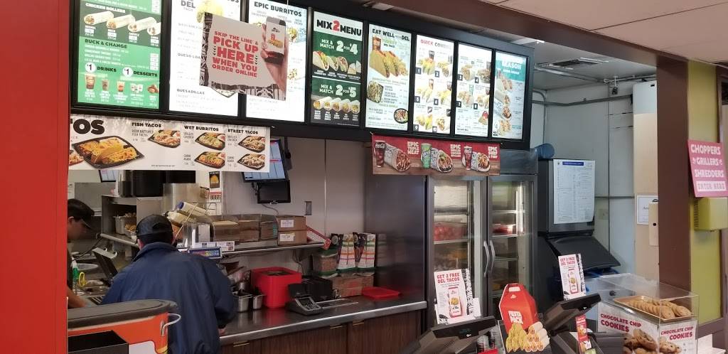 Del Taco | meal takeaway | 109 Via Pico Plaza, San Clemente, CA 92672, USA | 9494925311 OR +1 949-492-5311