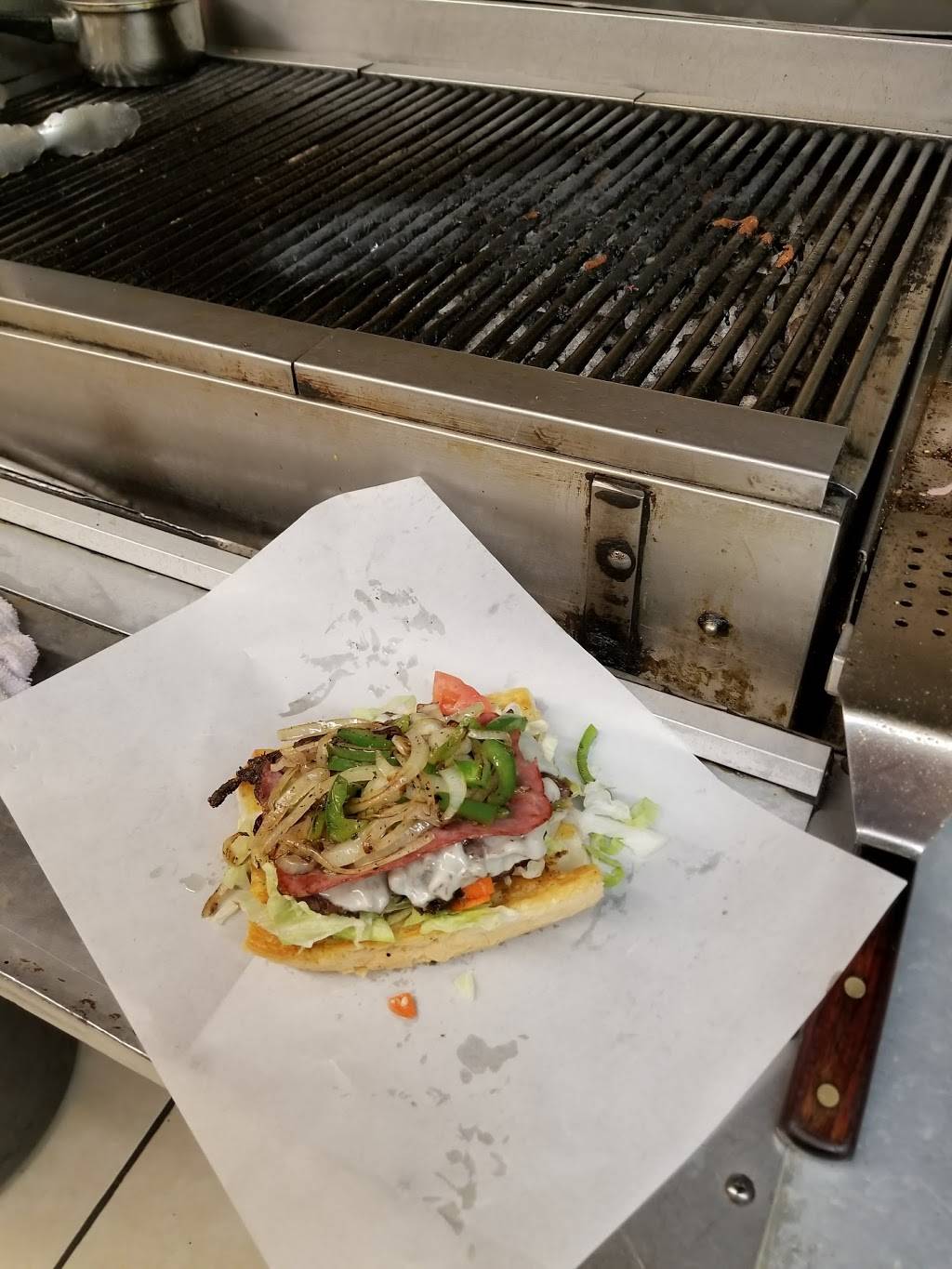 Super Star & Gyros | restaurant | 2923 Chicago Rd, South Chicago Heights, IL 60411, USA | 7087090165 OR +1 708-709-0165