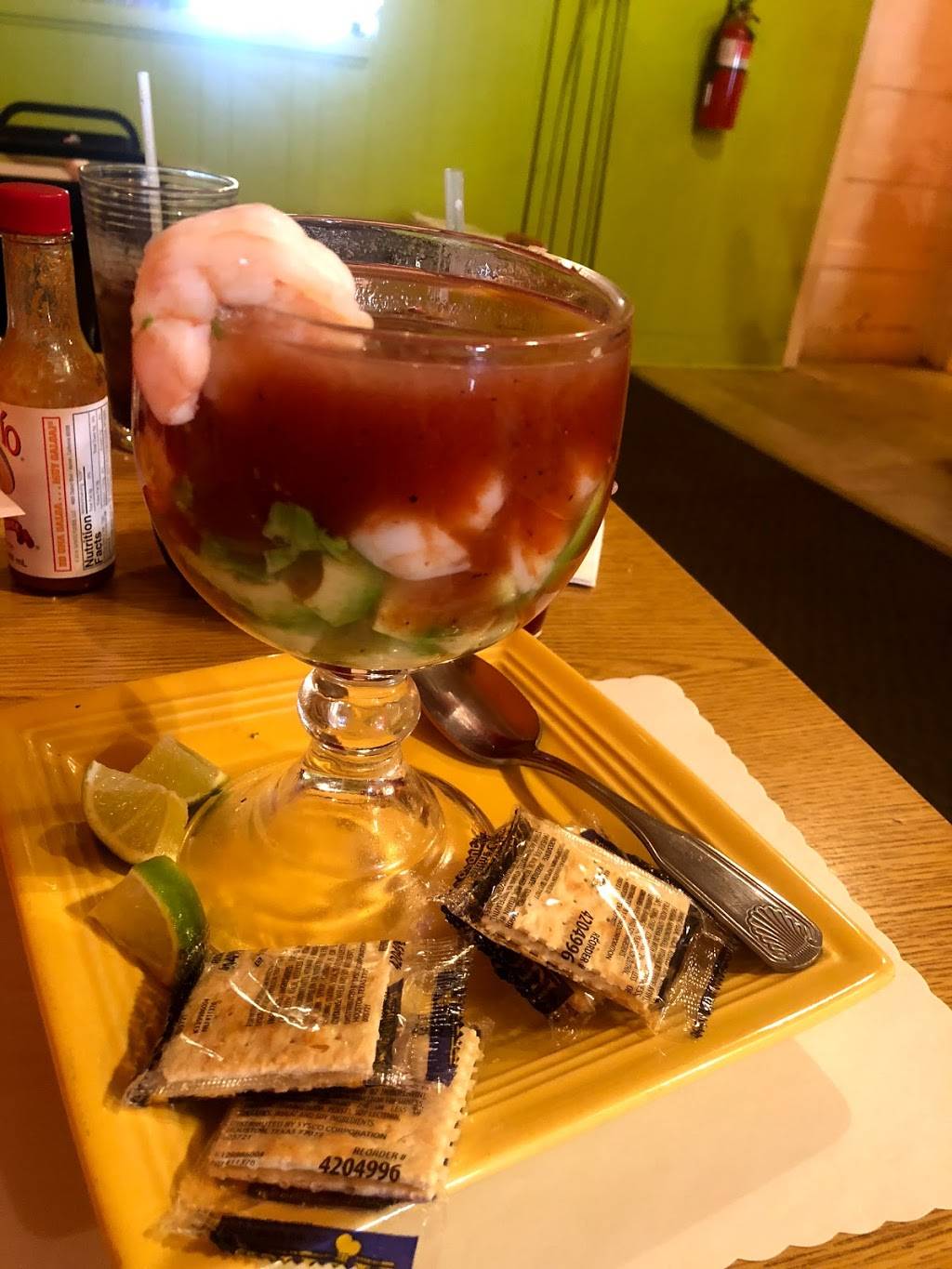 Mi Chelas Mexican Restaurant | restaurant | 9475 Main St, Upper Lake, CA 95485, USA | 7072754065 OR +1 707-275-4065