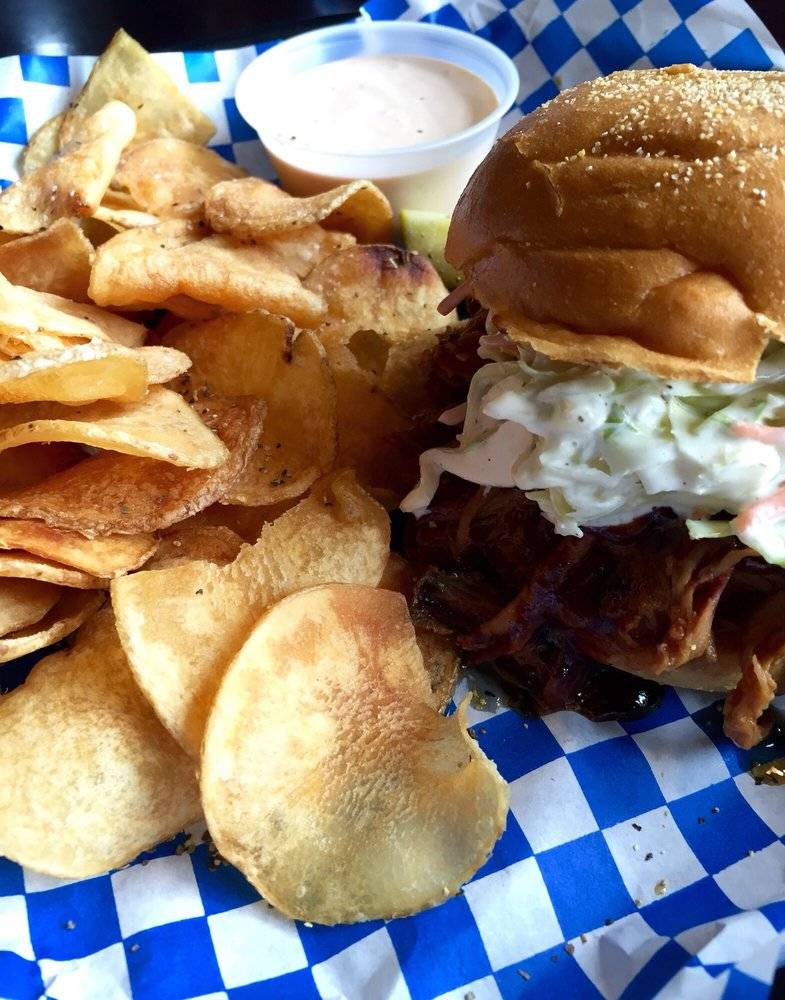 Kaminskis BBQ & Sports Lounge | restaurant | 12735 Poway Rd, Poway, CA 92064, USA | 8587481106 OR +1 858-748-1106