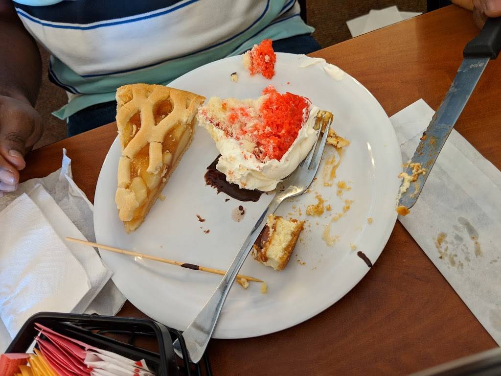 Golden Corral Buffet & Grill | meal takeaway | 5679 W Northern Ave, Glendale, AZ 85301, USA | 6239370866 OR +1 623-937-0866