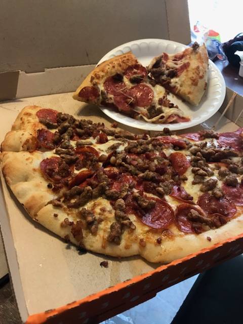 Little Caesars Pizza | meal takeaway | 5185 W 34th St, Houston, TX 77092, USA | 7132637071 OR +1 713-263-7071