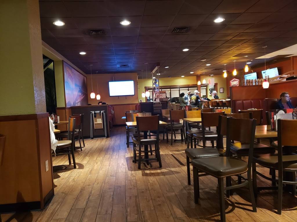 Dennys | restaurant | 3747 Sun City Center Blvd, Ruskin, FL 33573, USA | 8136332400 OR +1 813-633-2400