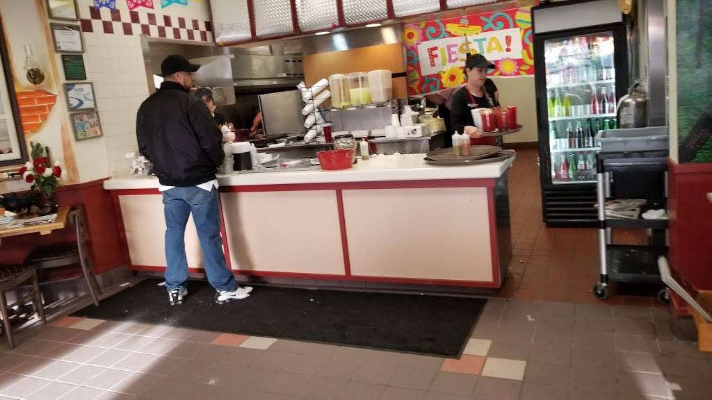 El Toro Bravo | restaurant | 4300 Clyde Park Ave SW, Wyoming, MI 49509, USA | 6162198244 OR +1 616-219-8244