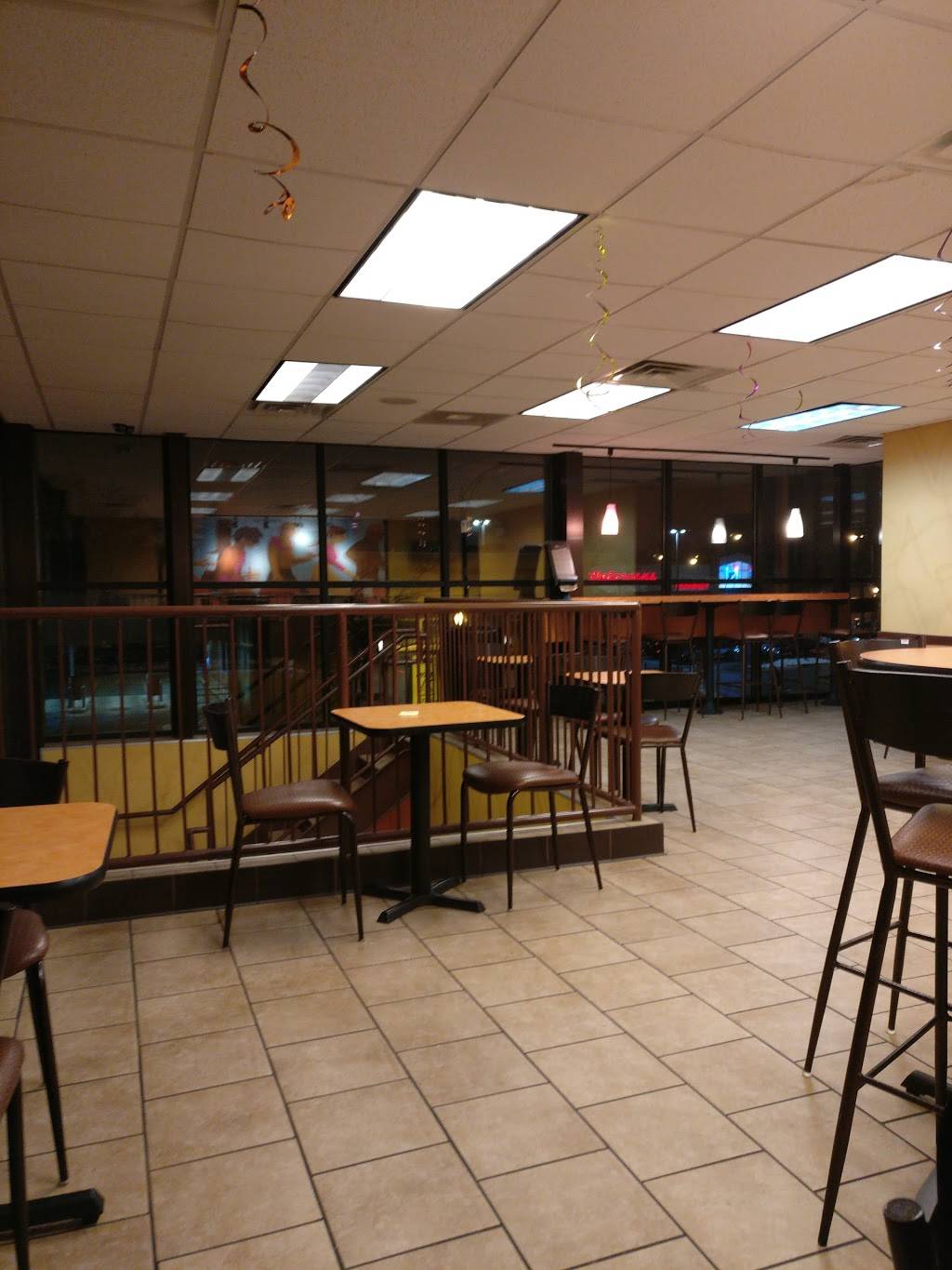 Dunkin Donuts | cafe | 2337 N Cicero Ave, Chicago, IL 60639, USA | 7732371300 OR +1 773-237-1300