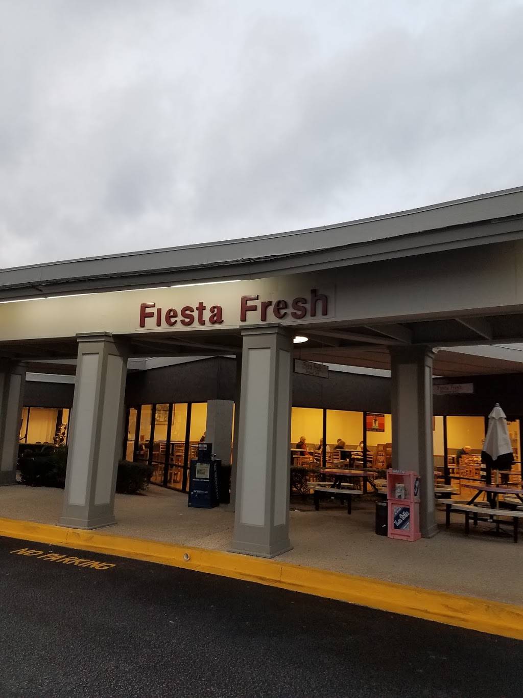 Fiesta Fresh Mexican Grill | restaurant | 95 Mathews Dr A7, Hilton Head Island, SC 29926, USA | 8433428808 OR +1 843-342-8808