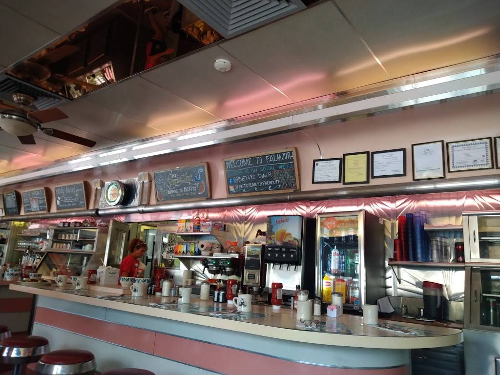 Betsys Diner | restaurant | 457 Main St, Falmouth, MA 02540, USA | 5085400060 OR +1 508-540-0060