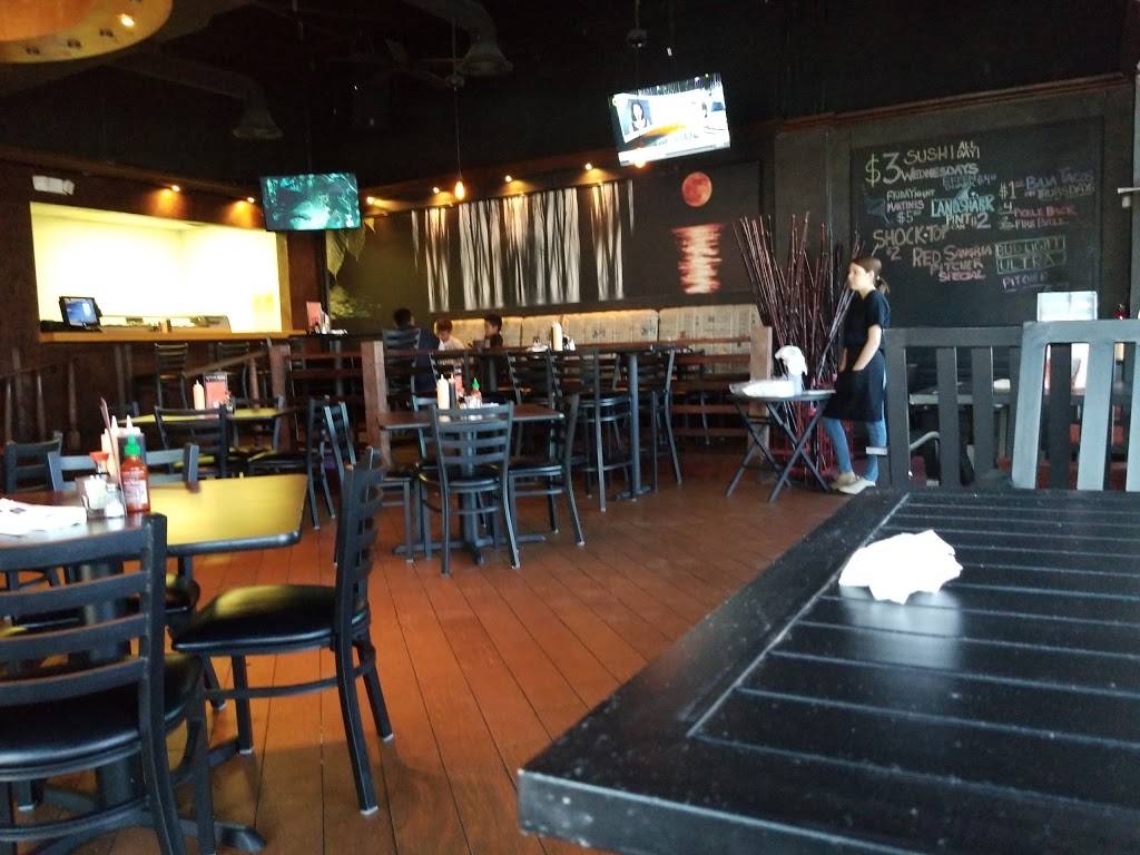 Moonrise Spirit & Sushi | restaurant | 1320 N Zaragoza Rd #7930, El Paso, TX 79936, USA | 9152197043 OR +1 915-219-7043