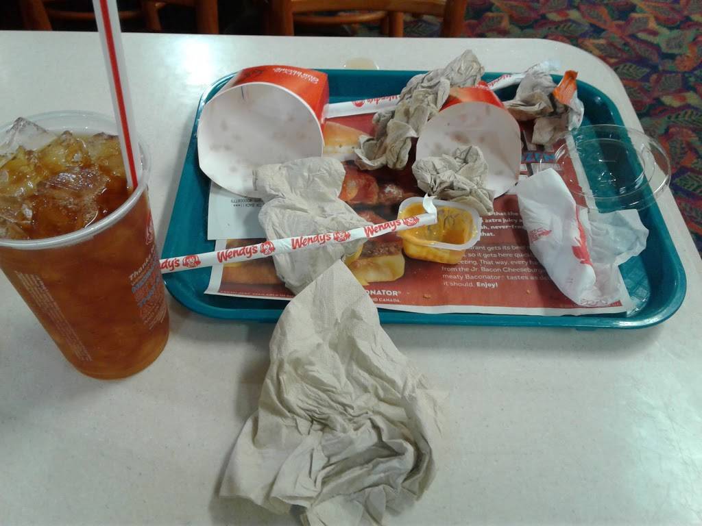 Wendys | restaurant | 5251 Turney Rd, Garfield Heights, OH 44125, USA | 2166621685 OR +1 216-662-1685