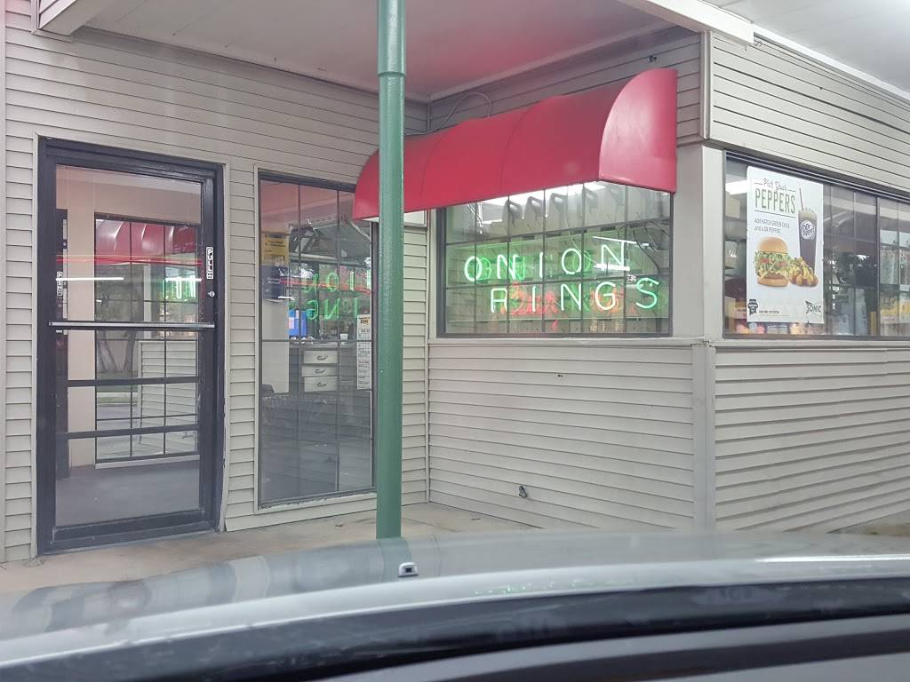 Sonic Drive-In | restaurant | 301 University Dr, Fort Worth, TX 76107, USA | 8173322941 OR +1 817-332-2941