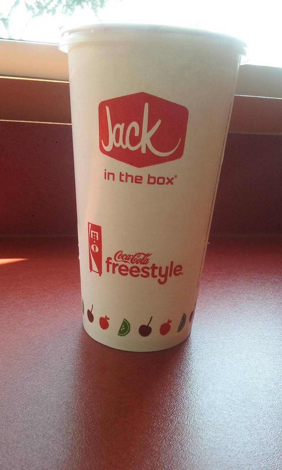 Jack in the Box | restaurant | 3120 Fowler Ave, Clovis, CA 93611, USA | 5595771358 OR +1 559-577-1358