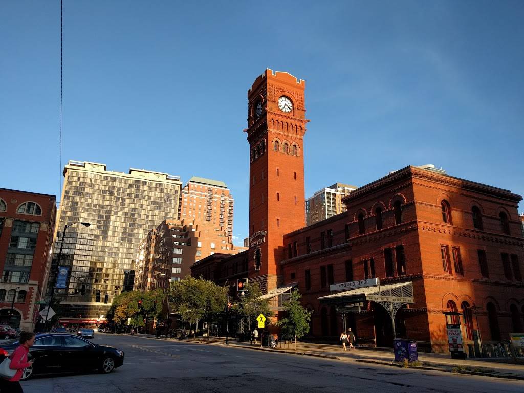 Bar Louie - Printers Row | night club | 47 W Polk St, Chicago, IL 60605, USA | 3128724550 OR +1 312-872-4550