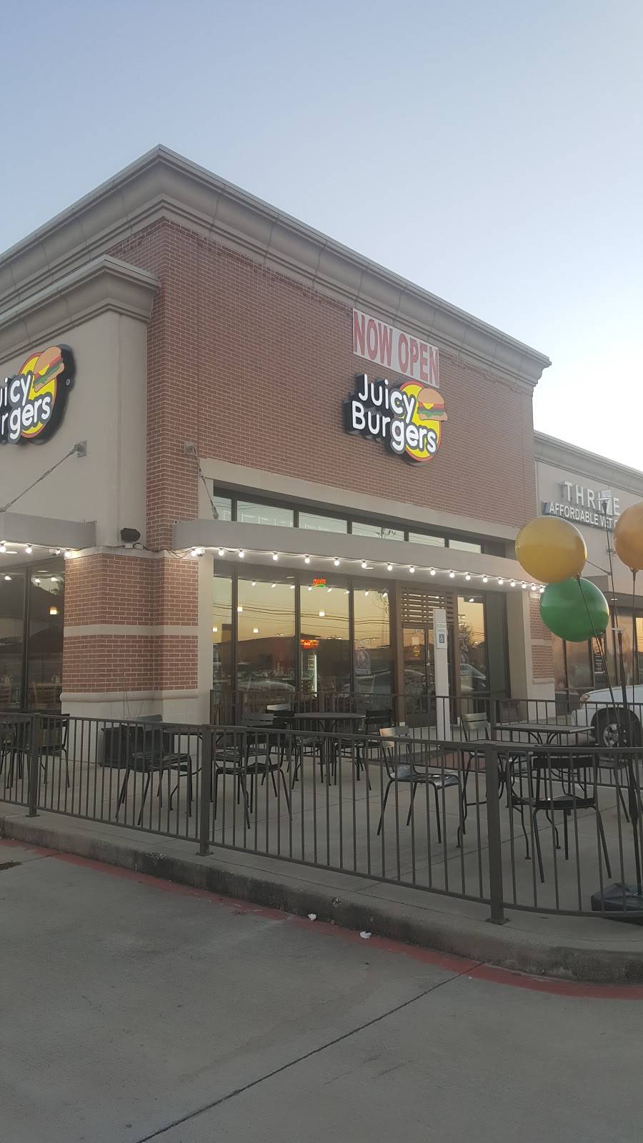 Juicy Burgers | restaurant | 12341 Farm to Market 1960 Rd W D, Houston, TX 77065, USA | 2816670600 OR +1 281-667-0600