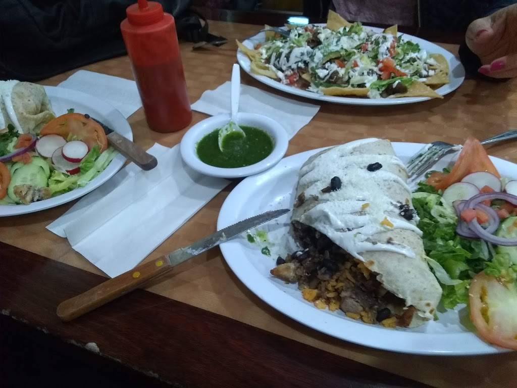 Los Taquitos Del Tio | restaurant | 3215 Junction Blvd, East Elmhurst, NY 11369, USA | 7185051583 OR +1 718-505-1583