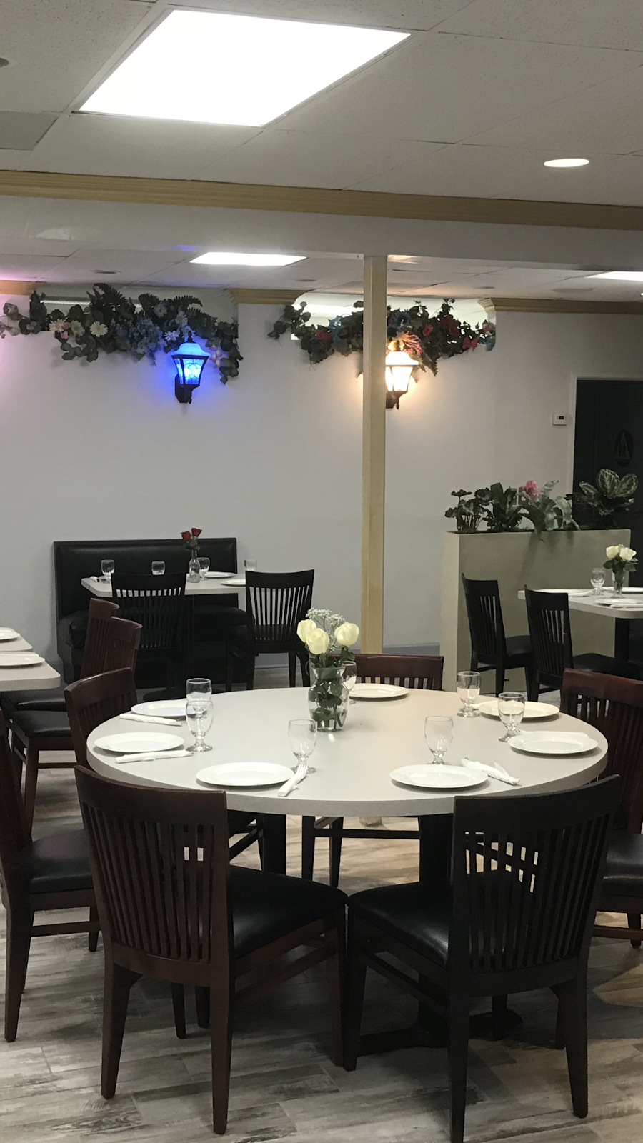 LE Chef Mediterranean | restaurant | 930 N Central Ave, Upland, CA 91786, USA | 9099811100 OR +1 909-981-1100