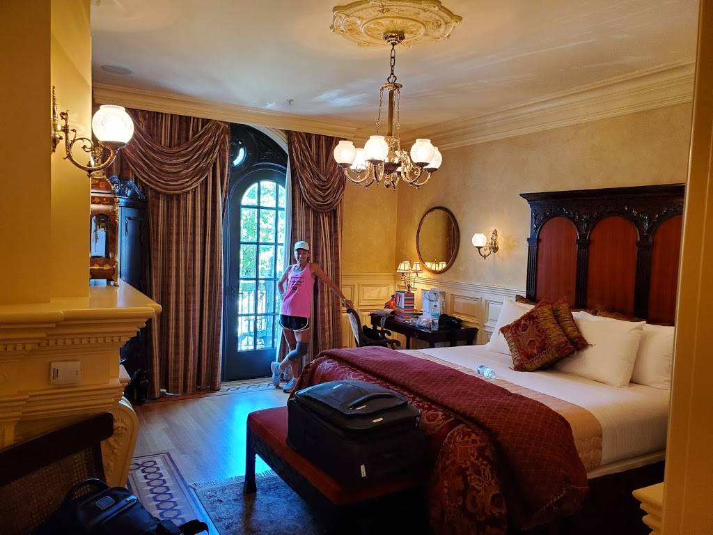 Zina Hyde Cunningham | night club | 480 1st St E, Sonoma, CA 95476, USA | 7078959462 OR +1 707-895-9462