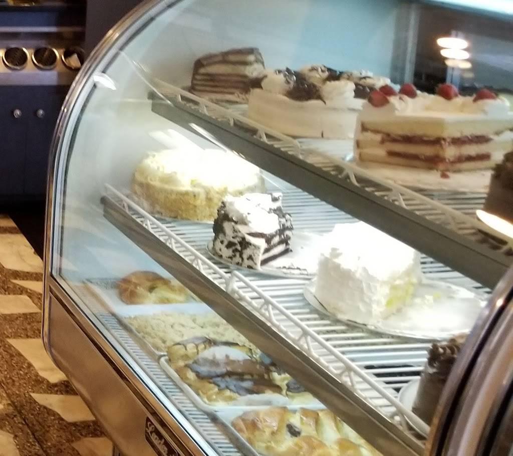 East Hanover Diner | restaurant | 275 NJ-10, East Hanover, NJ 07936, USA | 9738848840 OR +1 973-884-8840