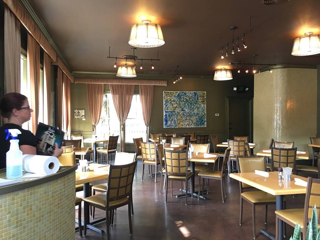 Rain Restaurant | restaurant | 283 E Main St, Abingdon, VA 24210, USA | 2767392331 OR +1 276-739-2331