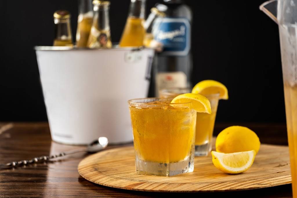 Whiskey Kitchen | restaurant | 118 12th Ave S, Nashville, TN 37203, USA | 6152543029 OR +1 615-254-3029