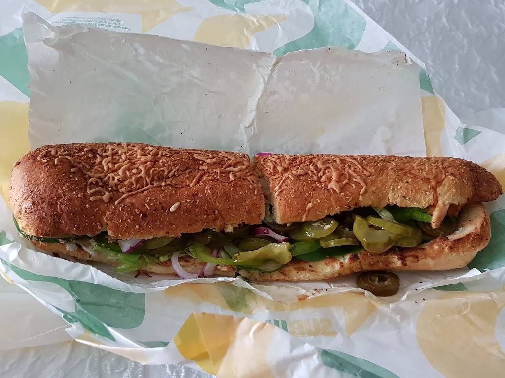 Subway | restaurant | 9886 Winchester Rd, Front Royal, VA 22630, USA | 5406226002 OR +1 540-622-6002