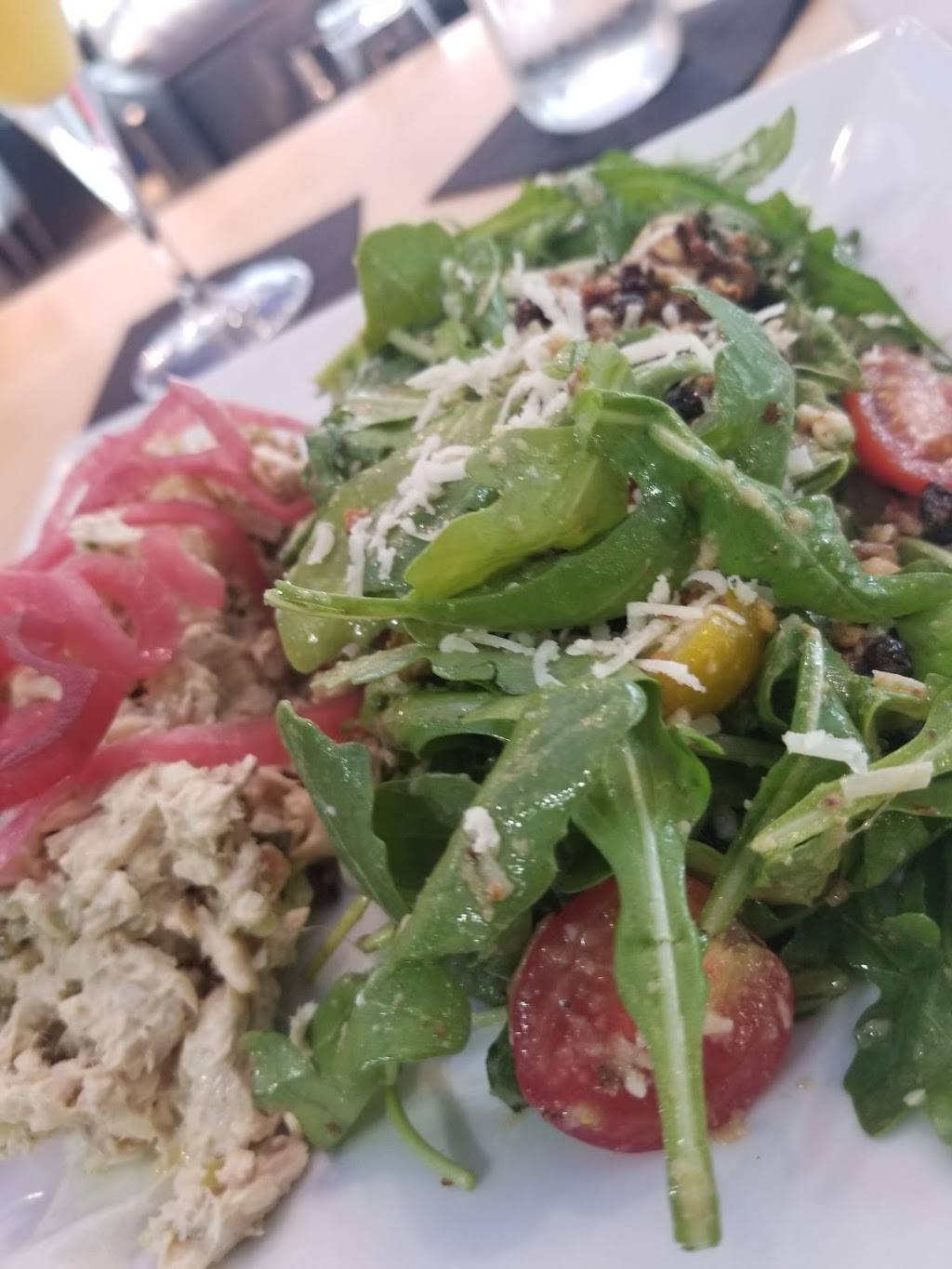 Upper West Side Café | restaurant | 2233 M St NW, Washington, DC 20037, USA | 2022412233 OR +1 202-241-2233