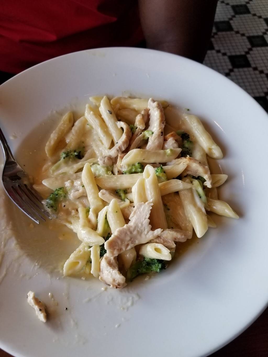 Ruby Tuesday | restaurant | 580 Al Henderson Blvd, Savannah, GA 31419, USA | 9129200128 OR +1 912-920-0128