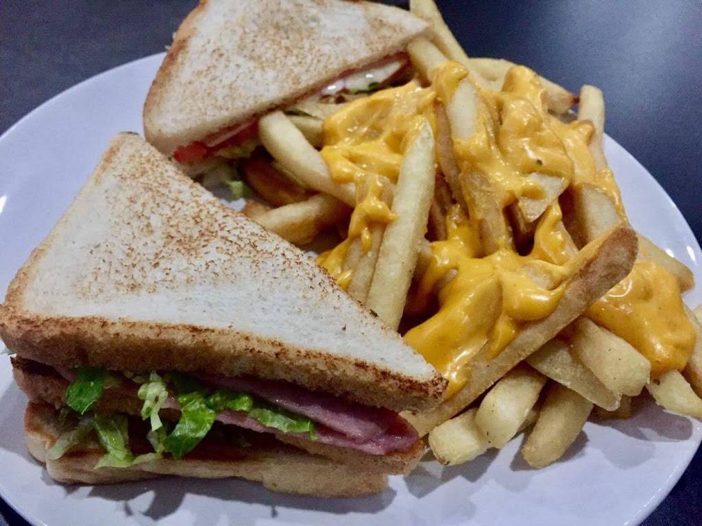 Avalon Bar N Grill | restaurant | The Pavilion Apartments, 5431 N East River Rd, Chicago, IL 60656, USA | 7734440878 OR +1 773-444-0878