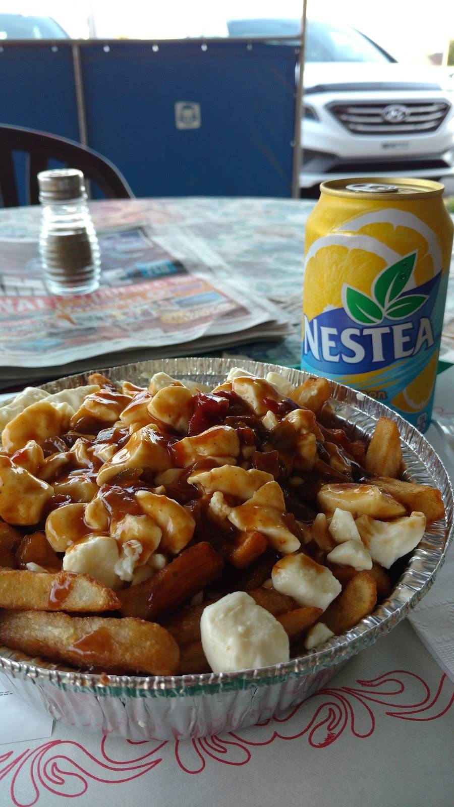 Le Gros Hector | restaurant | 55 Boulevard Louis-XIV, Québec, QC G2K 1E4, Canada | 4186232015 OR +1 418-623-2015