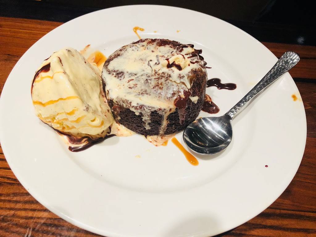 LongHorn Steakhouse | meal takeaway | 1299 Quintilio Dr, Bear, DE 19701, USA | 3028345729 OR +1 302-834-5729