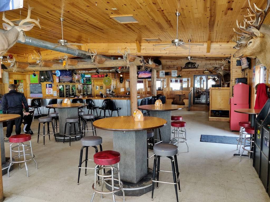 TKs 400 Club | restaurant | W6621 US-12, Millston, WI 54643, USA | 7152840072 OR +1 715-284-0072