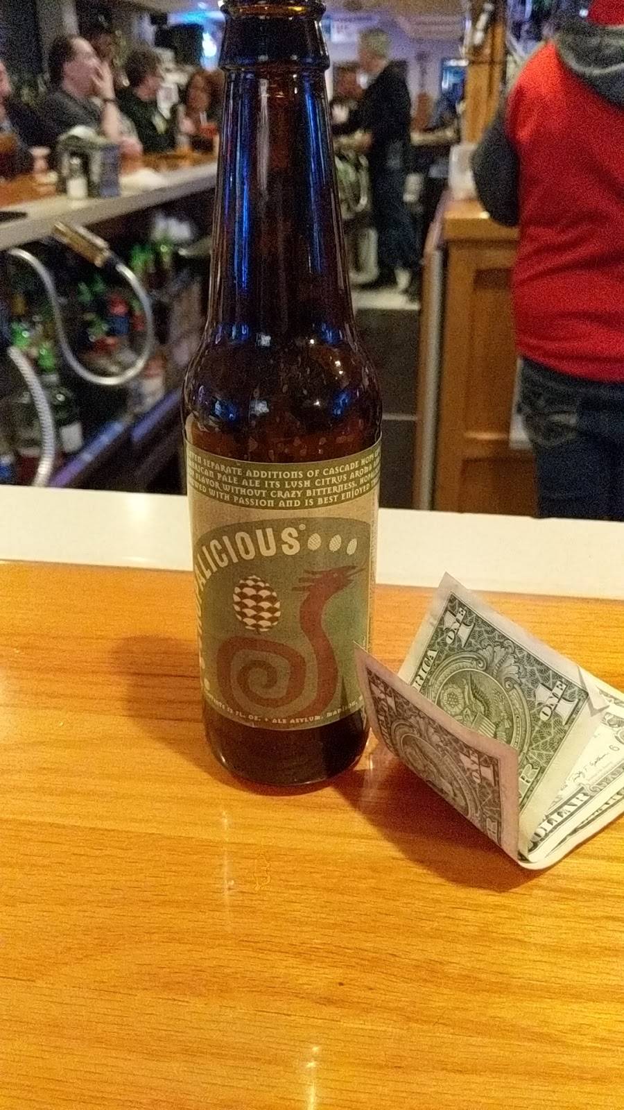 Tullys II Food & Spirits | restaurant | 6401 Monona Dr, Monona, WI 53716, USA | 6082224995 OR +1 608-222-4995