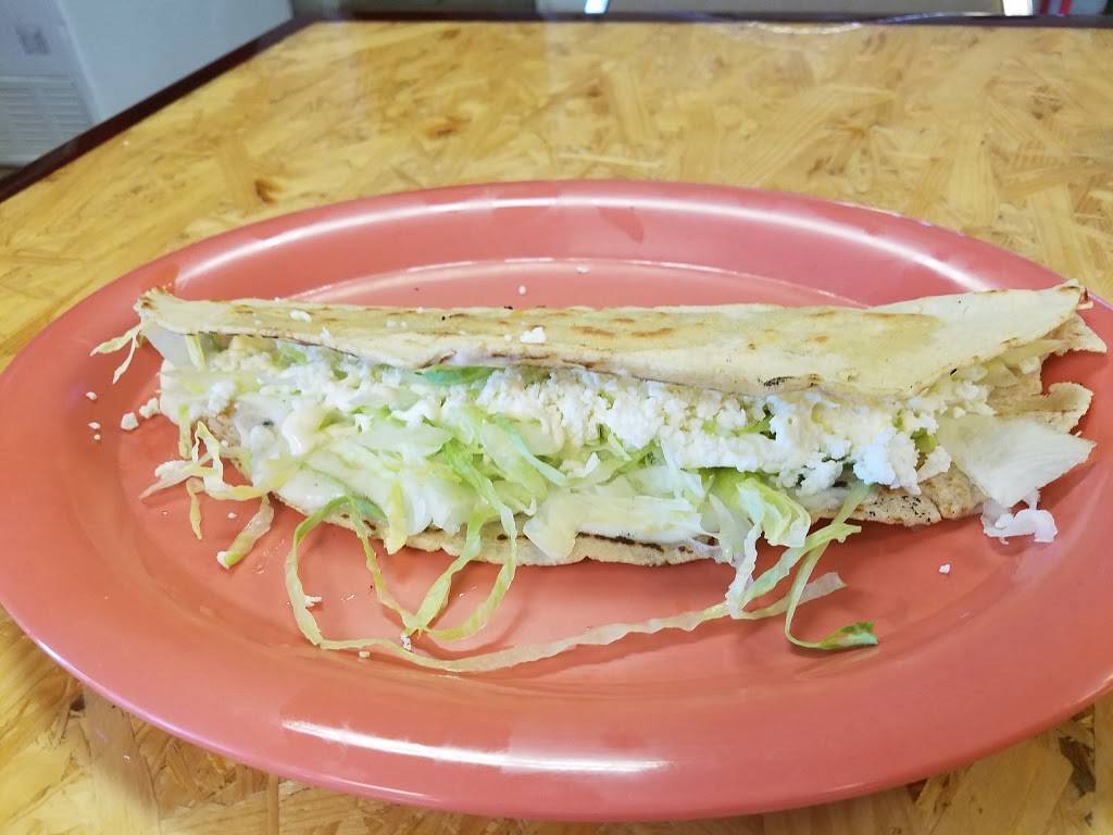 Taqueria Hot Wing | restaurant | 11250 GA-9, Roswell, GA 30076, USA | 4046475452 OR +1 404-647-5452