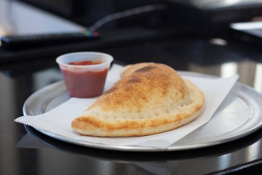 Seaside Bar & Grill | restaurant | 134 Pennyfield Ave, The Bronx, NY 10465, USA | 7186846485 OR +1 718-684-6485