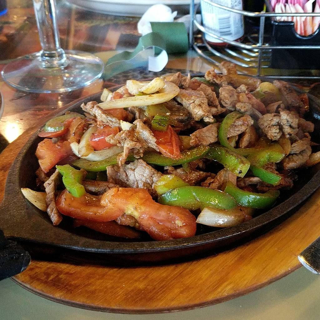 El Tapatio Mexican Restaurant | restaurant | 1555 Denmark Rd, Union, MO 63084, USA | 6365832898 OR +1 636-583-2898